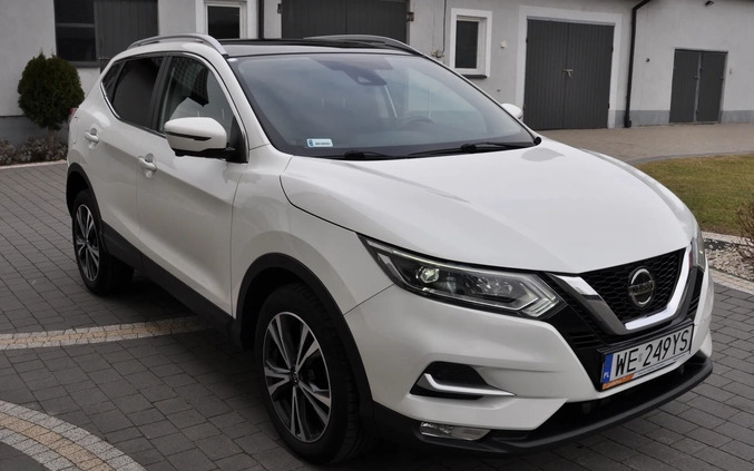 Nissan Qashqai cena 83500 przebieg: 82630, rok produkcji 2019 z Działoszyn małe 326